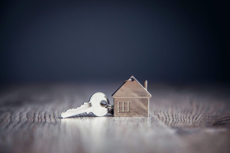 How to Find the Owner of the Property You Want